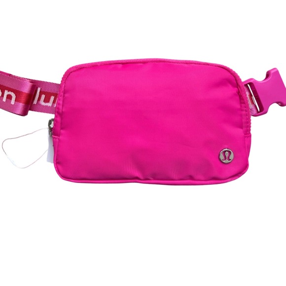 sonic pink lululemon bag Lululemon Everywhere Belt Bag In Sonic Pink/cacao/black